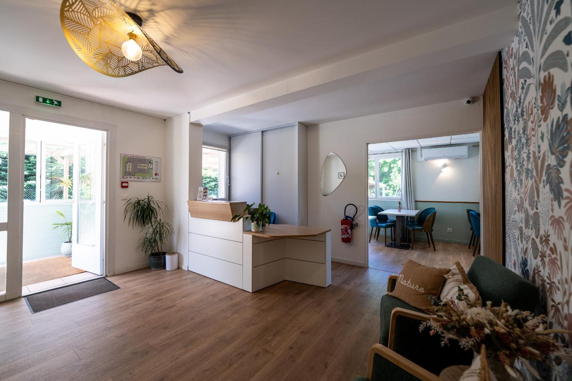 Villa Hotel Gien Luaran gambar