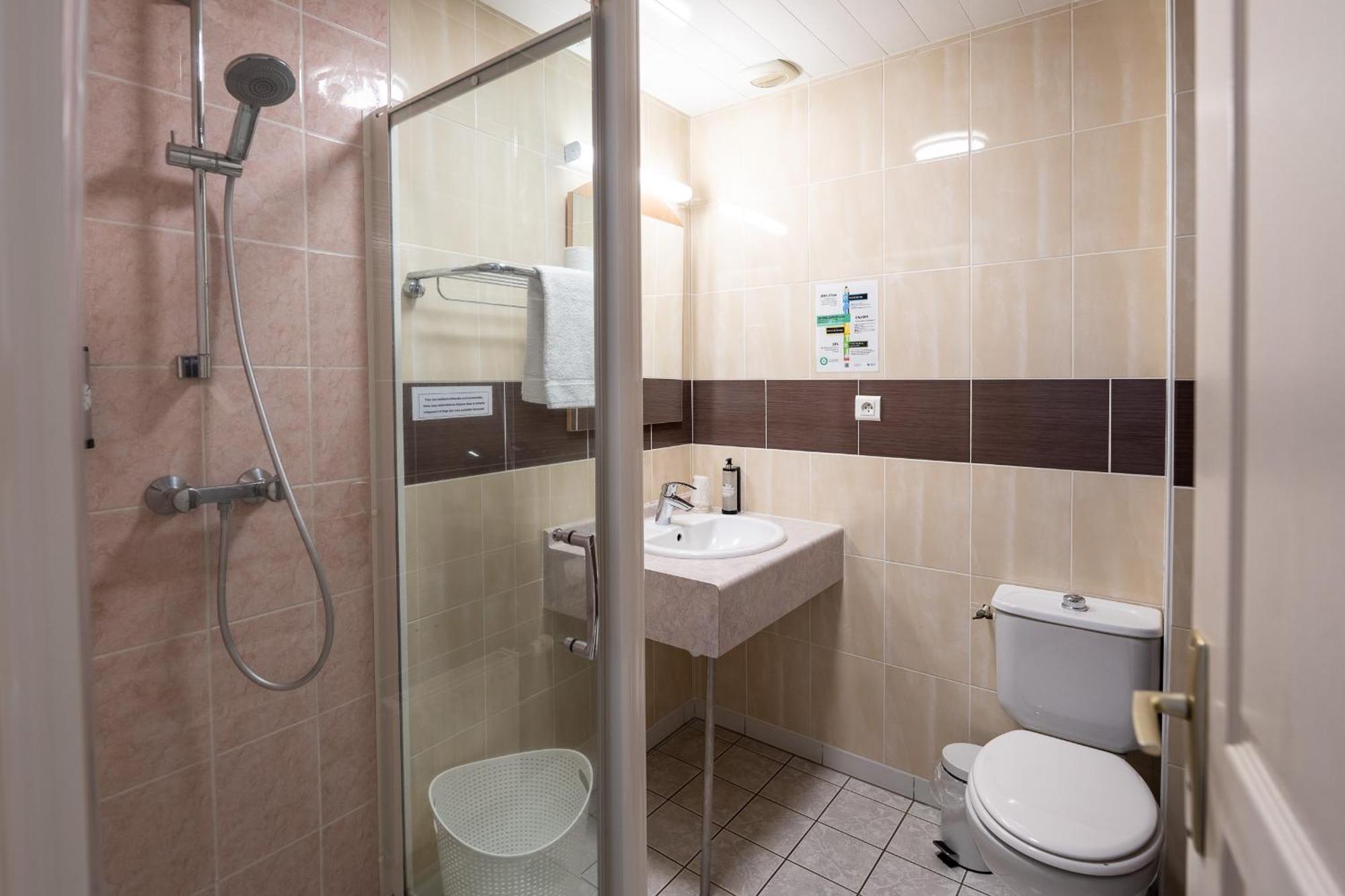 Villa Hotel Gien Luaran gambar