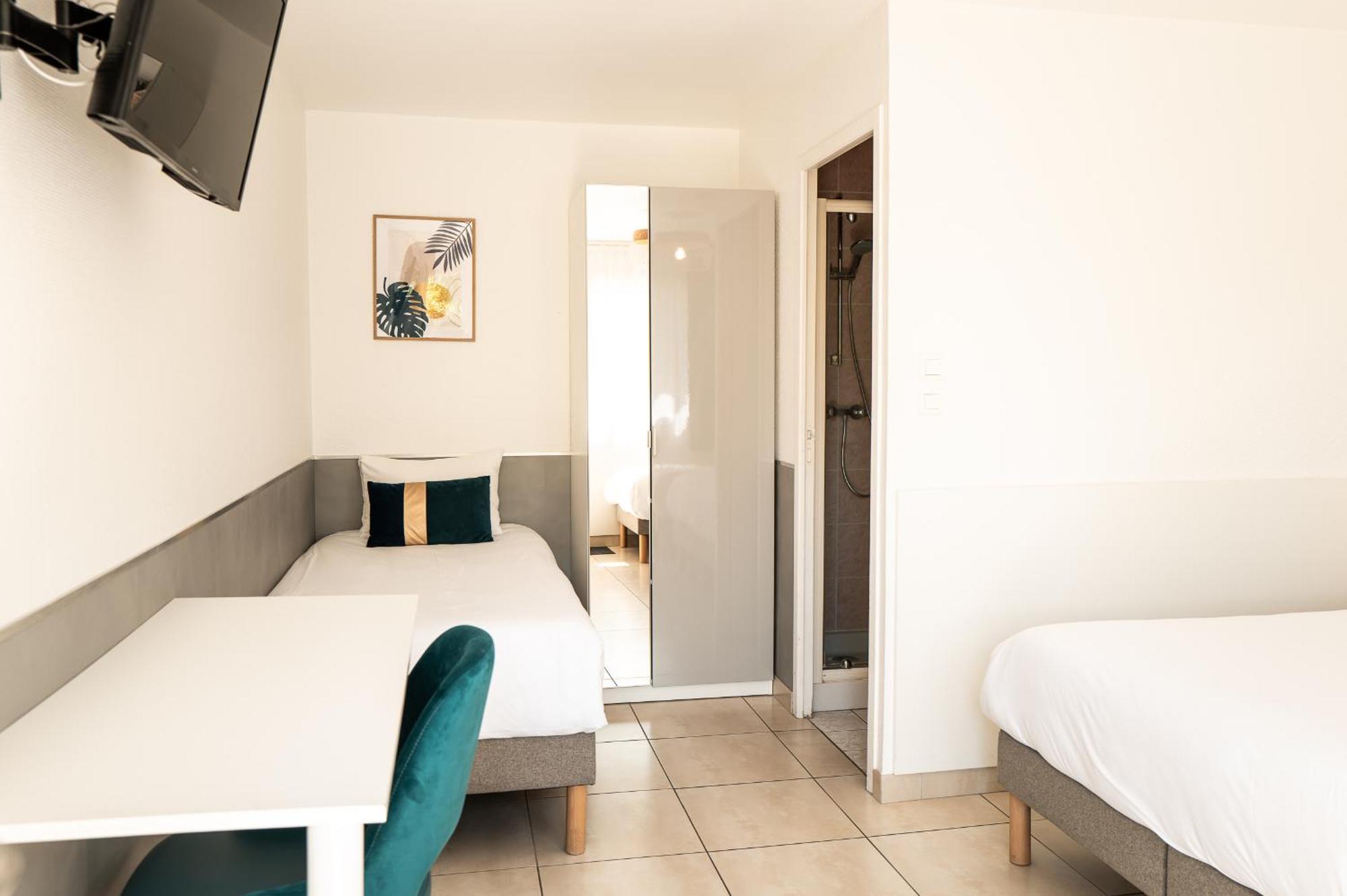 Villa Hotel Gien Luaran gambar