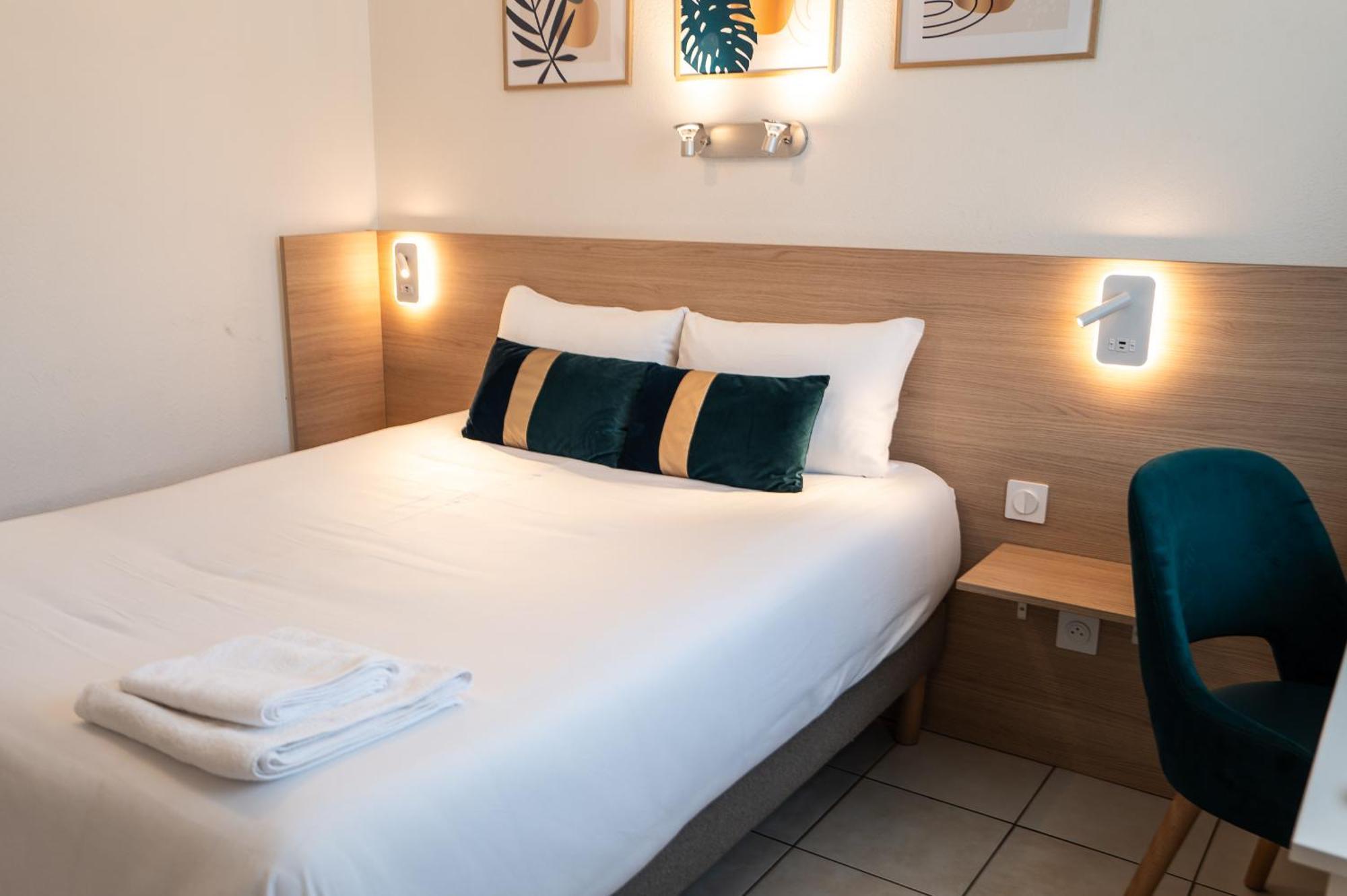 Villa Hotel Gien Luaran gambar